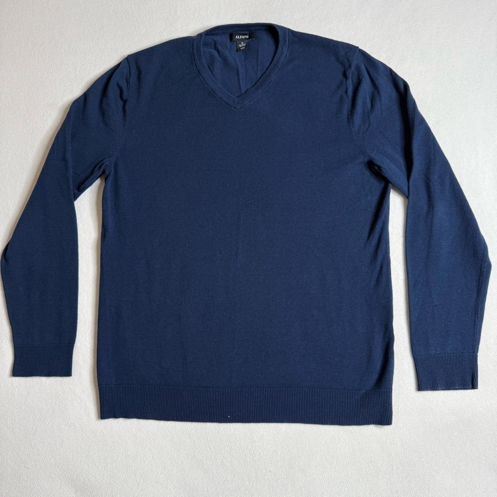 Alfani V-Neck Sweater‎ - Medium